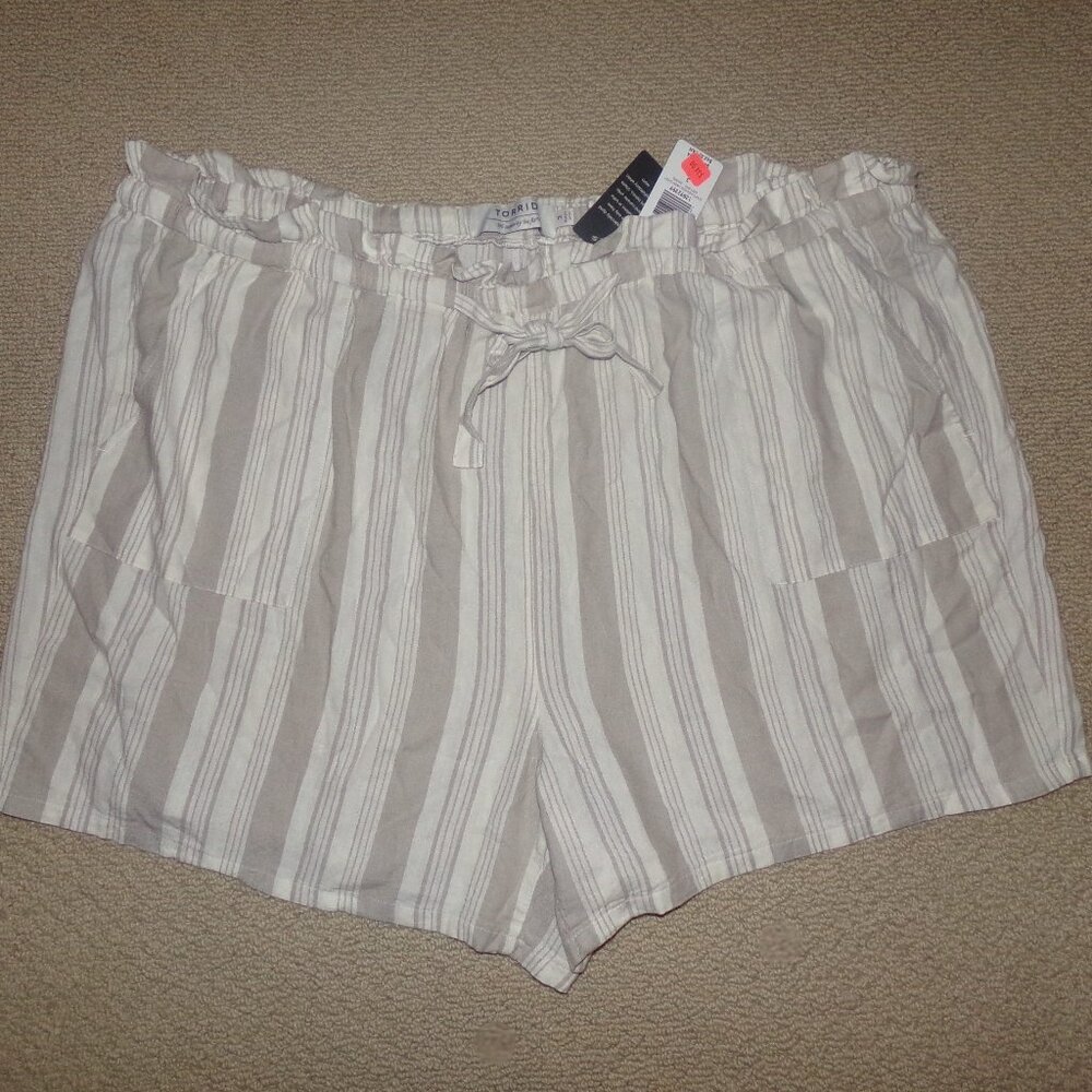 TORRID STRIPE HIGH RISE LINEN SHORTS SZ 3 3X